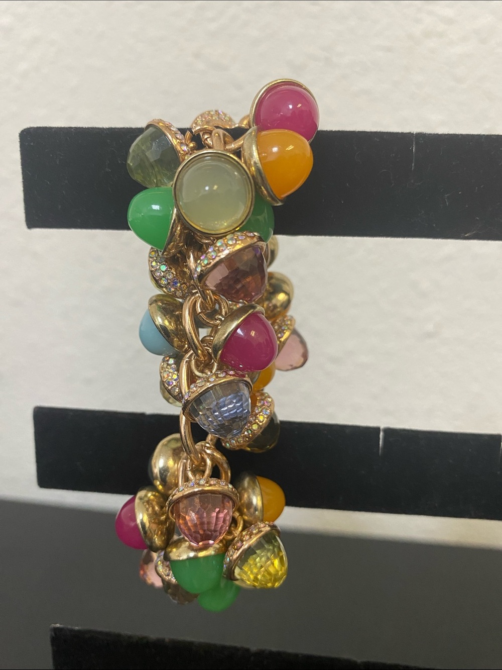 Betsy Johnson Multicolor Cluster Charm Bracelet - Gold Tone Women’s Jewelry 8.5”